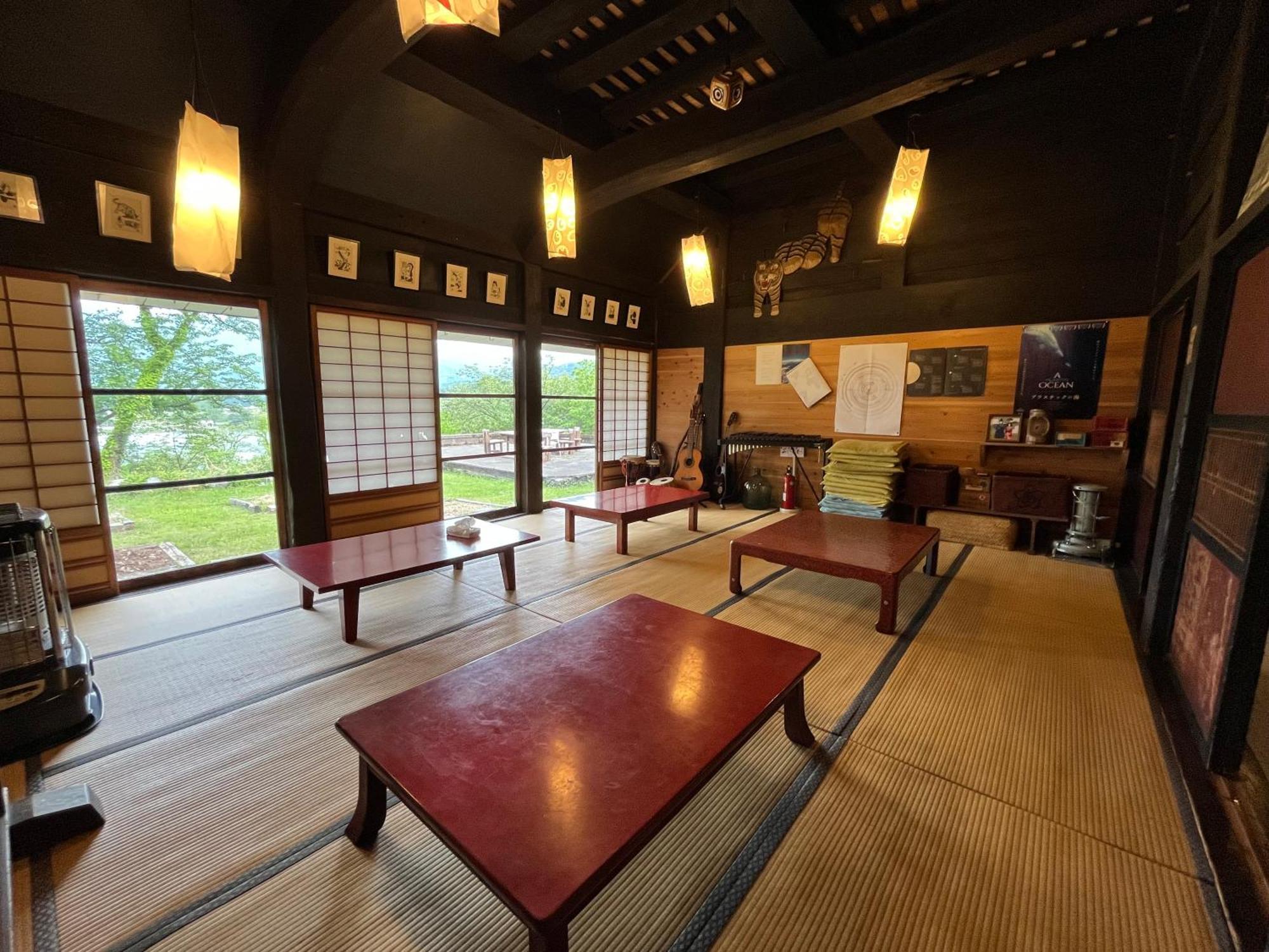 Guesthouse Kazura Nanto Esterno foto